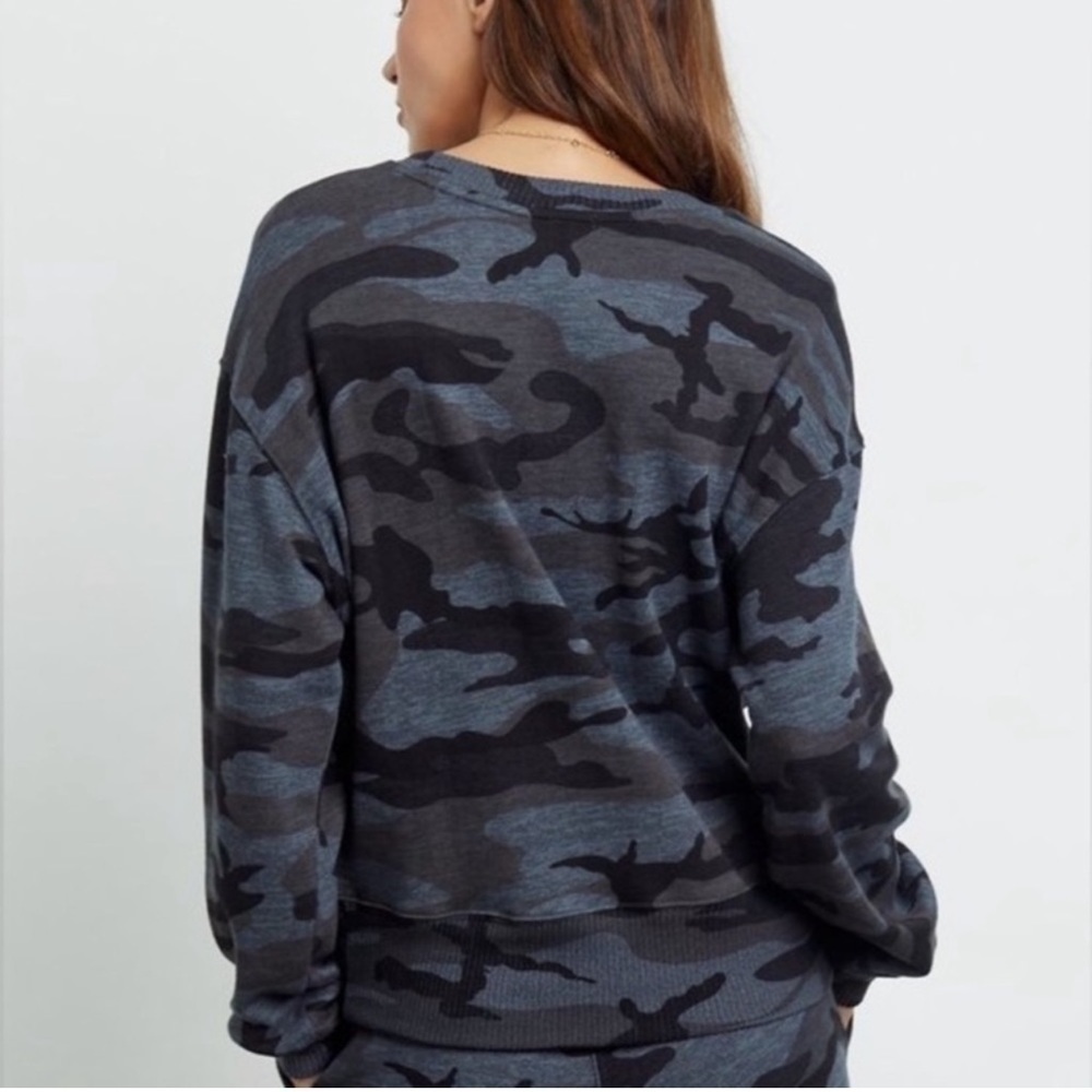 Revolve Rails Ramona Iron Camo Crewneck Sweatshirt Sweater Small - Picture 2 of 8